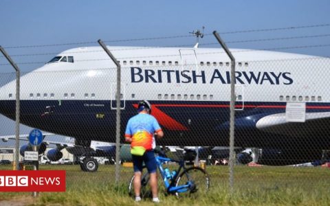 British Airways to market art assortment to raise cash