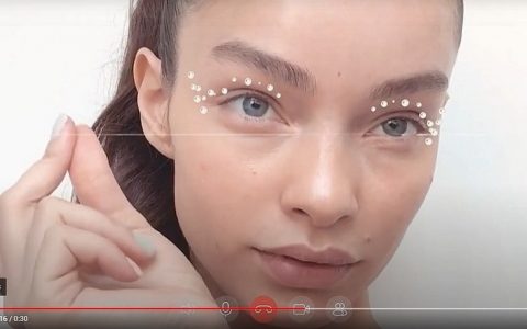 Virtual makeup makes video calls brighter (video) |  Life