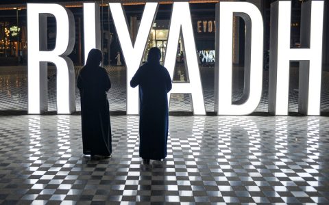 Saudi Arabia bans entry of passengers from Brazil, USA and other countries