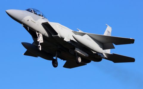 Images: First F-15QA is sent to Qatar – Cavoca Brasil