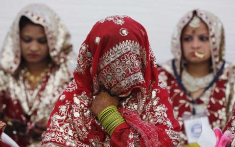 The use of veils in classrooms is prohibited in India – RNA