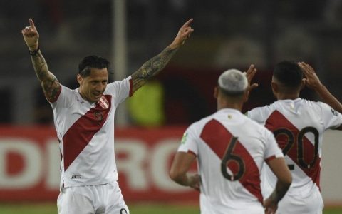 Peru made it to the play-offs and awaits Australia or the United Arab Emirates – football