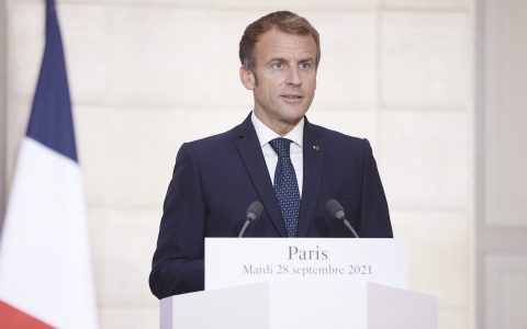 Macron compares second round in France to 2016 US election