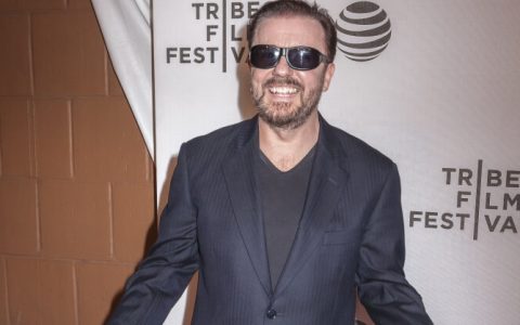 Netflix defends Ricky Gervais after transphobic jokes in new special: “Freedom of Expression”